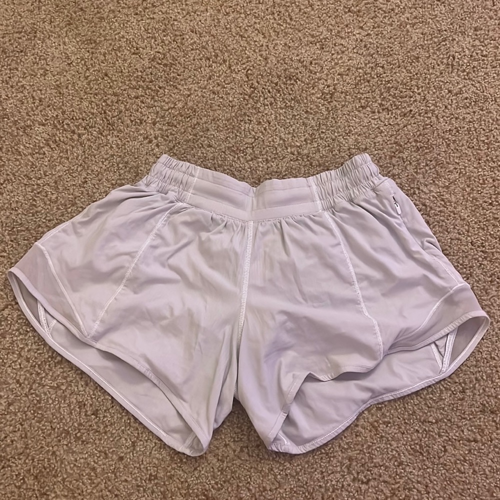 Lululemon White Hotty Hots size 4